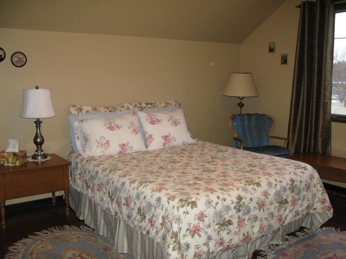 Country Comfort Bed And Breakfast Golden Exterior foto